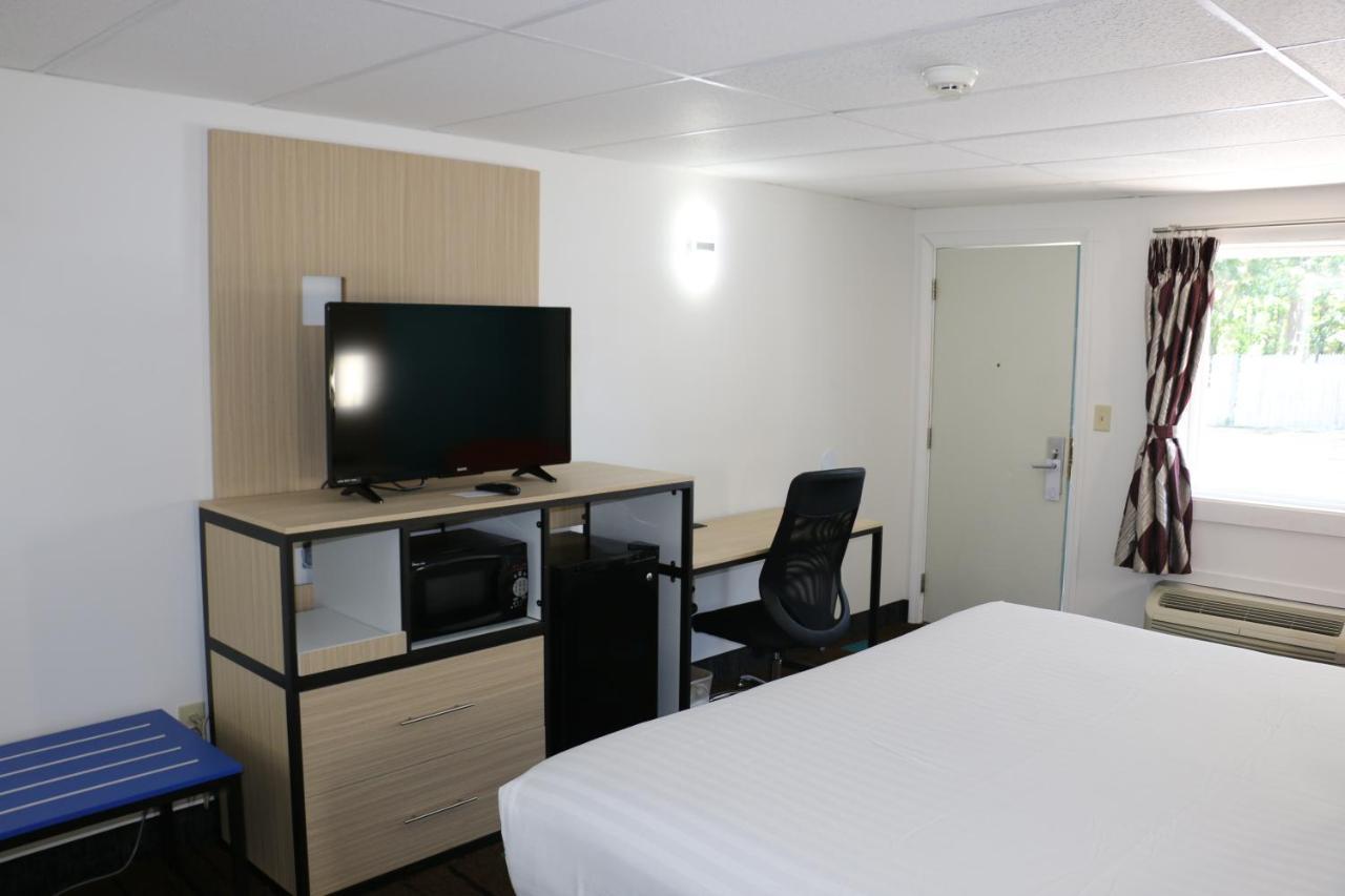 Howard Johnson By Wyndham West Yarmouth Cape Cod Exteriör bild
