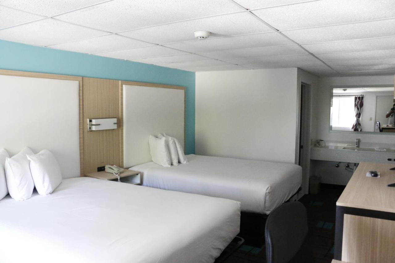 Howard Johnson By Wyndham West Yarmouth Cape Cod Exteriör bild