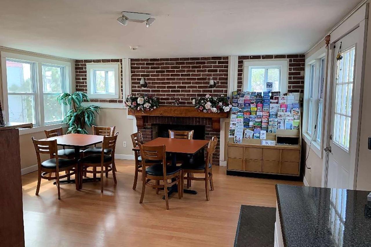 Howard Johnson By Wyndham West Yarmouth Cape Cod Exteriör bild