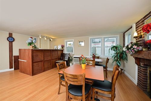 Howard Johnson By Wyndham West Yarmouth Cape Cod Exteriör bild